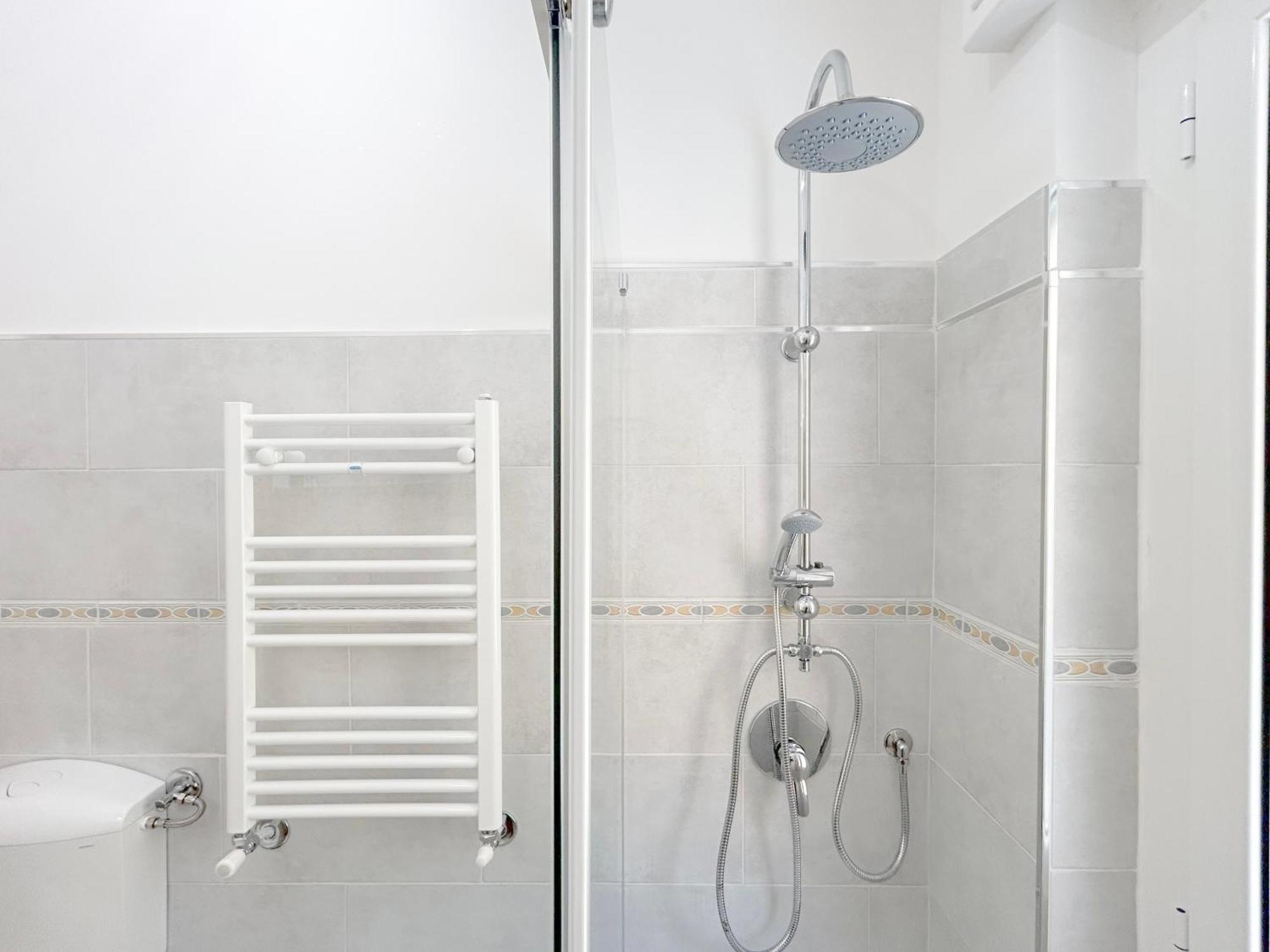 Elegant House - Centro - 400Mt Dal Mare Apartment Ventimiglia Exterior photo